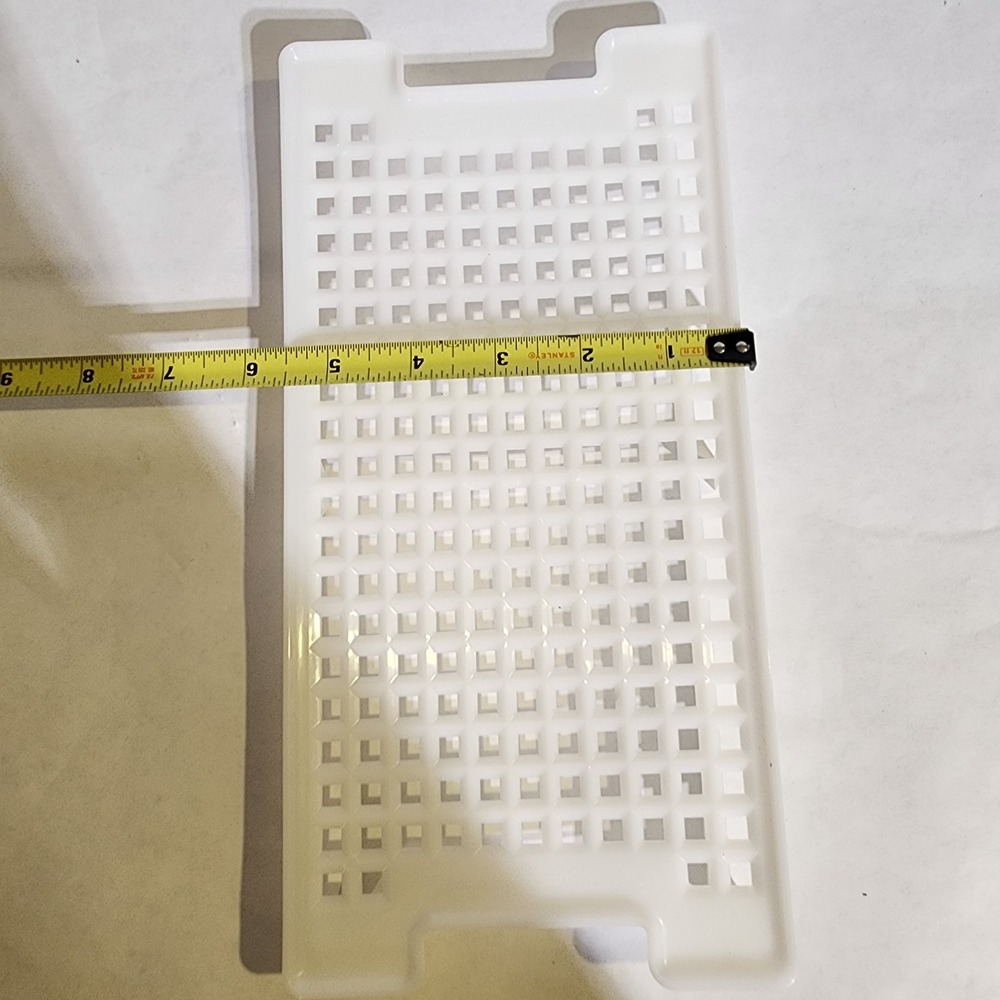 ☀️ Tupperware Crisper Replacement Insert Grid‎ Tray 5.5" x 11" White #756 - Picture 4 of 7
